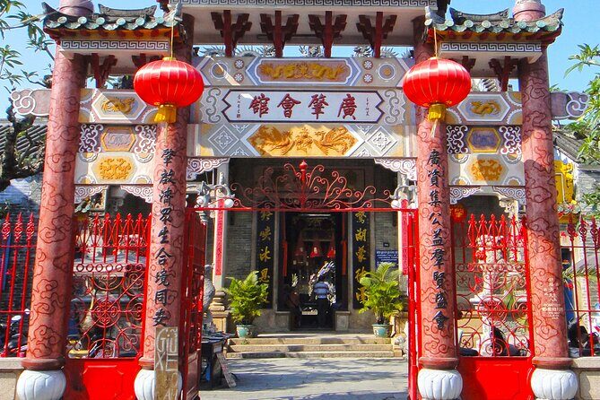 Basket Boat Tour, Hoi An city, boat trip and lantern release - Guides and Group Size: Why It Feels Personal