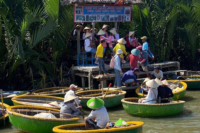 Bay Mau Cooking Class with Market Tour and Basket Boat Ride - A 5-hour blend of cooking, shopping, and Bay Mau river time
