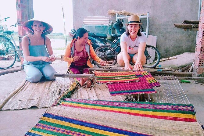 Discover The Hidden Charm Of Hoi An’s Countryside On A Bike Tour - Craft lab time: rice paper noodles and weaving-style mat making