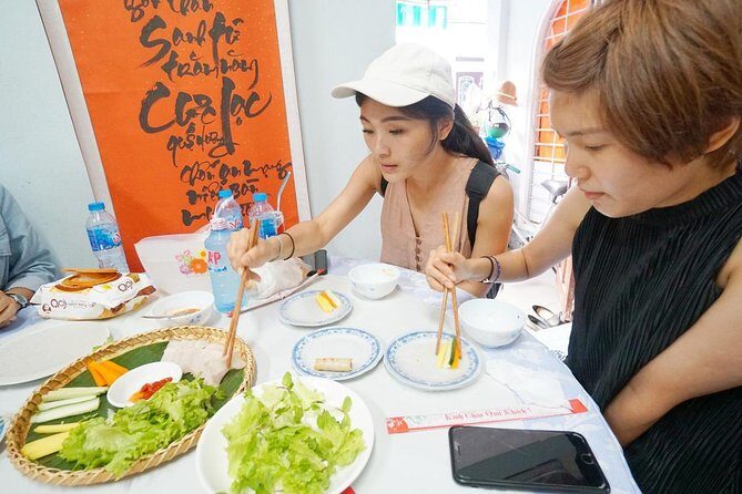 Evening Walking Food Tour, folk game and lantern boat - Hoi An after dark at 4:30 pm: when the streets feel human