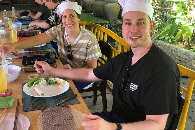 Experience Cooking Class for Lunch or Afternoon With Local Chef - Who should book this cooking class in Hoi An