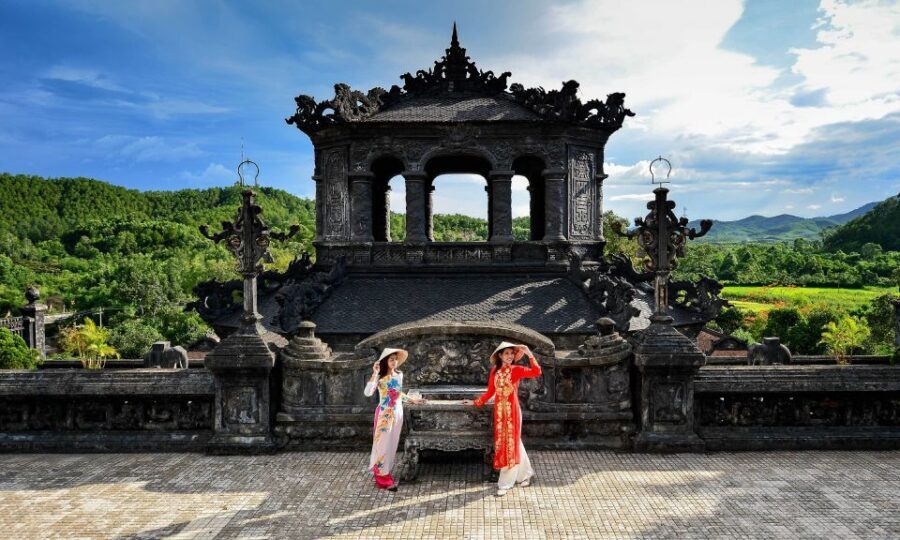 From Hoi An: Hue Imperial City and Hai Van Pass Tour - Riding the Hai Van Pass from Hoi An to Hue