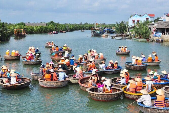 Green Coconut Village Cooking Tour (Local Market,Basket Boat and Cooking) - Stop 1: the local market where you choose and learn