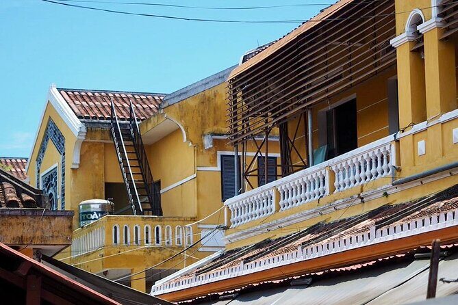 Hoi An Ancient Town Walking Tour with a Local - Cantonese Assembly Hall: color, design, and community power