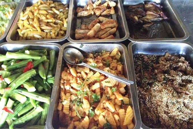 Hoi An at Sunset: Authentic Local Street Food Tour - Group Size and Guide Personality: What Makes It Feel Personal
