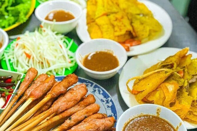 Hoi An Cheap Walking Food Tour - What the walk in Old Town actually gives you