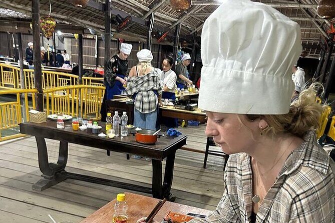 Hoi An Cooking Class with Local Chef - Starting at Villa Hoa Vừng in Cẩm Thanh