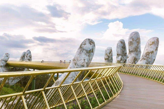 Hoi An/ Da Nang - Ba Na Hills - Golden Bridge Deluxe Small group - Golden Bridge: how to make your two hours count
