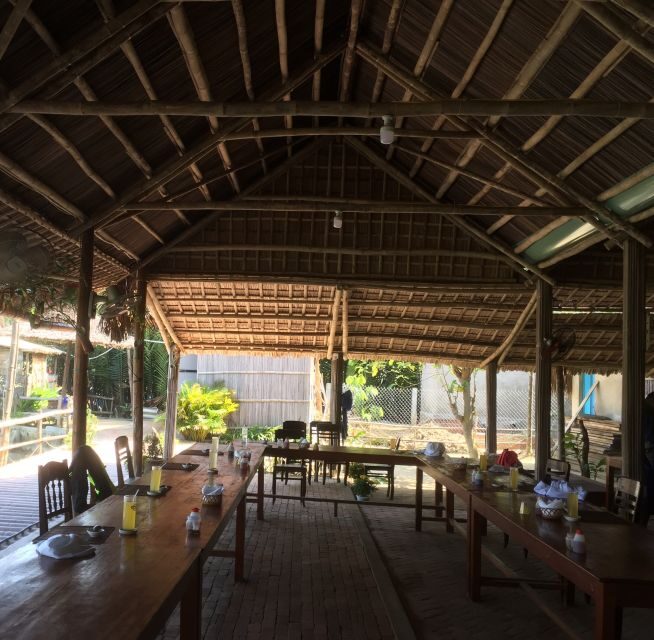 Hoi An/Da Nang: Golden Bridge and Ba Na Hill Tour - Lunch at the 100+ Dish Buffet: Eat Smart, Don’t Waste the Afternoon