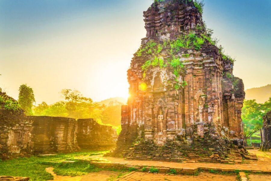 Hoi An/Da Nang: My Son Afternoon tour: Banh my and Cruise - My Son Sanctuary: ruined temples, real explanations, and lots of walking