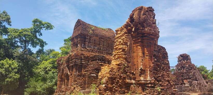 Hoi An/Da Nang: My Son Sanctuary Sunrise & Morning with Boat - Exploring the temple-towers: what your guide helps you see