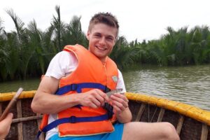Hoi An Eco Tour Cooking Class & Fishing (Local market,basket boat,learn cooking) - Market hunting with a chef guide: where your Vietnamese cooking class starts