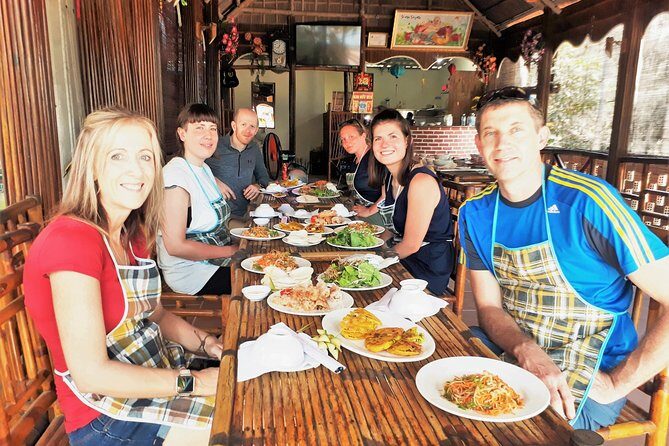 Hoi An Eco Tour Cooking Class & Fishing (Local market,basket boat,learn cooking) - Two hours in the kitchen with a chef: how the class actually works