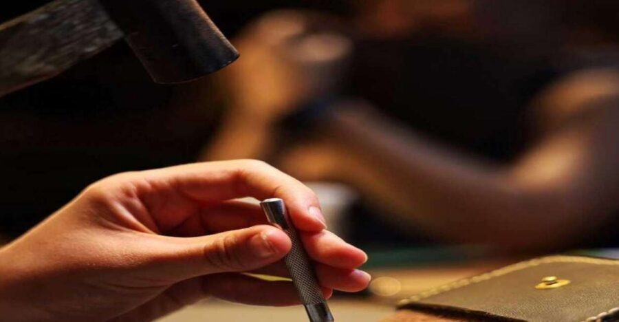 Hoi An: Handmade Leather Crafts Workshop (Starter Course) - Picking Your Leather Project at 98 Hung Vuong