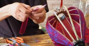 Hoi An: Local Foldable Lantern-Making Class with Locals - Price and value: why $8 is more than a cheap souvenir