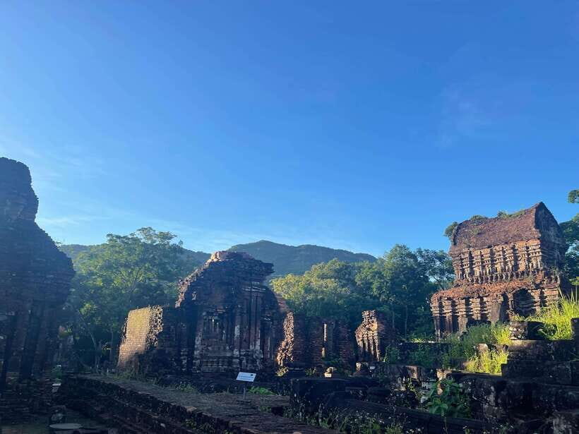 Hoi An: My Son Ruins: Guide-Bus-Boat-Cultural Show-Lunch - Key Highlights to Look For
