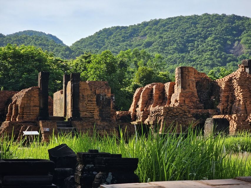Hoi An: My Son Sanctuary & Sunset River Cruise BBQ or Banhmi - Thu Bồn River Sunset Cruise: The Cool-Down Part You’ll Appreciate