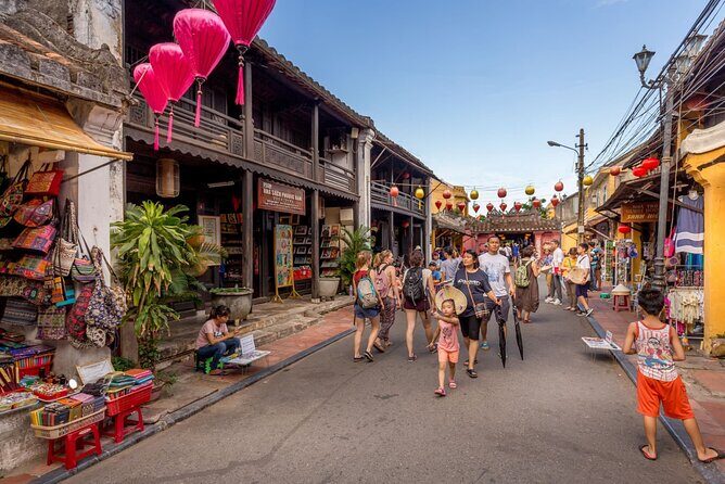 Hoi An Night Market - Ancient Town street food tours by Night - Price and value: what $45 buys in real eating time