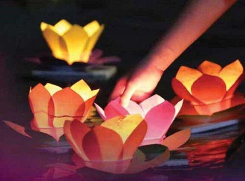 Hoi An: Private night boat Trip & release lantern on river - Meeting Point on Tran Phu Street and the 18:00–19:00 Timing Trap