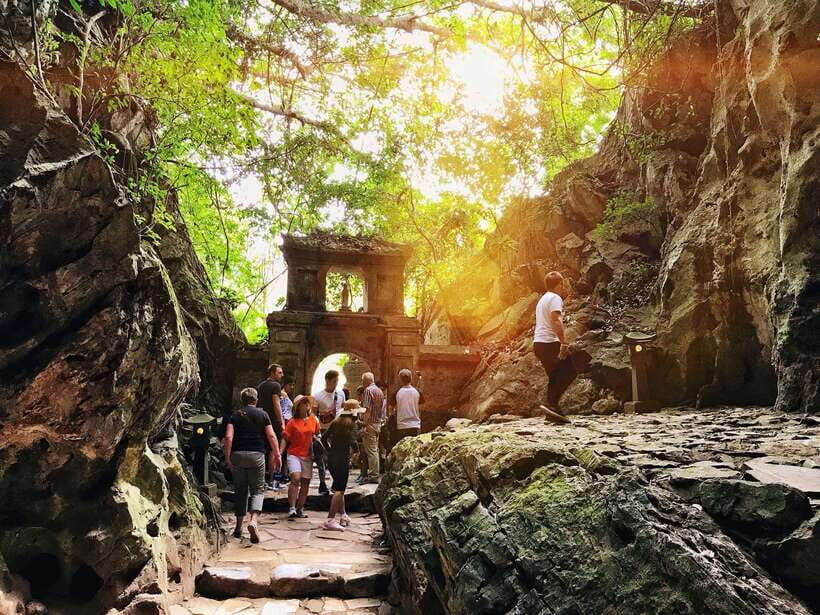 Hoi An: Secrets Of The Marble Mountains & Linh Ung Pagoda - Nhựt Mạnh Marble Workshop: Seeing Craftsmanship Up Close