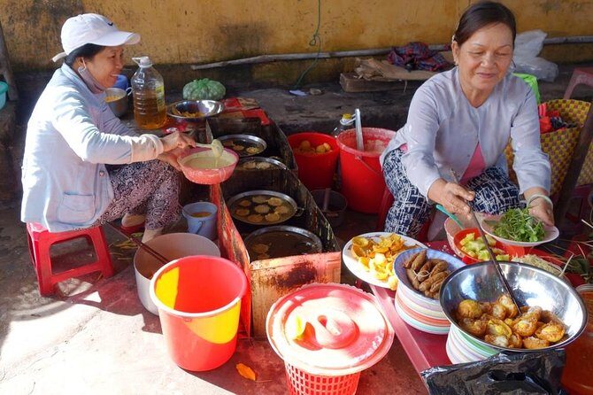 Hoi An street food Tour - Private Tour - Japanese Covered Bridge: the start point that also sets the mood
