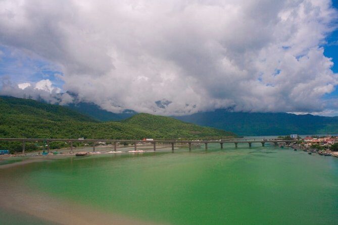 Hoi An To Phong Nha By Private Car - Your driver isn’t just driving: they handle the flow