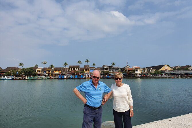 Hoi An town private walking tour with boat trip - The Hoai River Boat Break: Views From Water Level