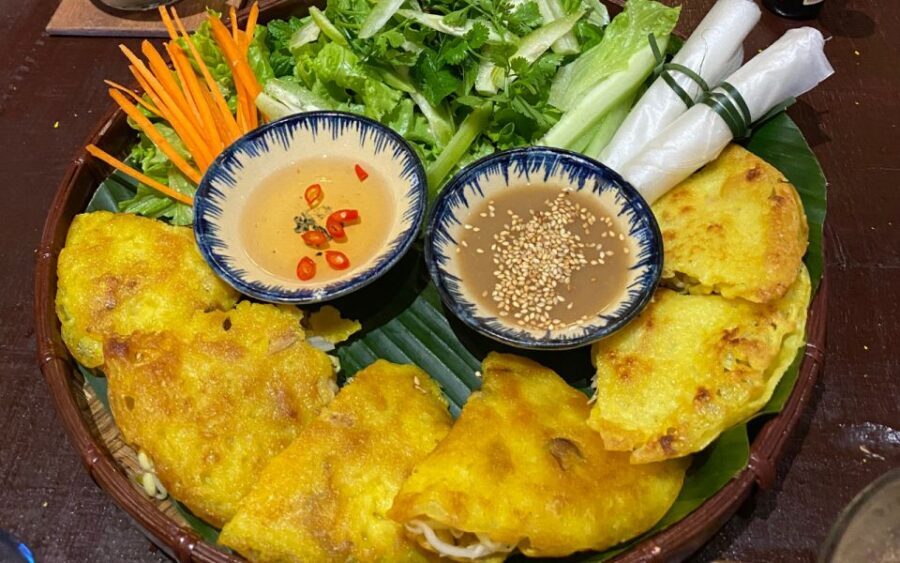 Hoi An Vegan Food Tour - Lantern alleys meet White Roses at a 300-year-old house