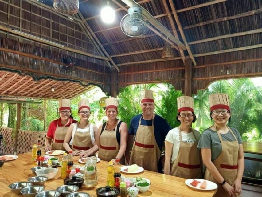 Hoi An: Vegetarian Cooking Class w Local Family and transfer - Inside the class: learning from a funny, hands-on English-speaking chef