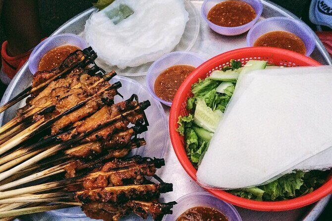 Hoi An Vespa Food Tour: Authentic & Exotic Food Culture - The timing: start at 6:00 pm, back around 9:00 pm