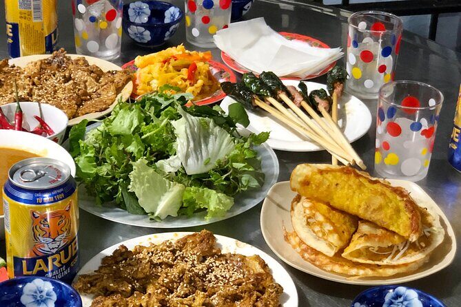 Hoi An Vespa Food Tour: Authentic & Exotic Food Culture - Meeting in and around Hoi An Ancient Town
