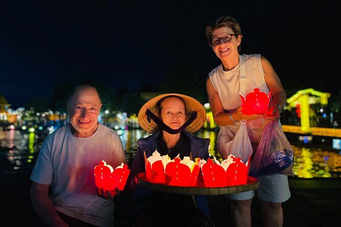 Hoi An Walking Private Tour - Lanterns, Boat Ride & Local Foods - Fukian Assembly Hall (Phuc Kien): Architecture With a Backstory