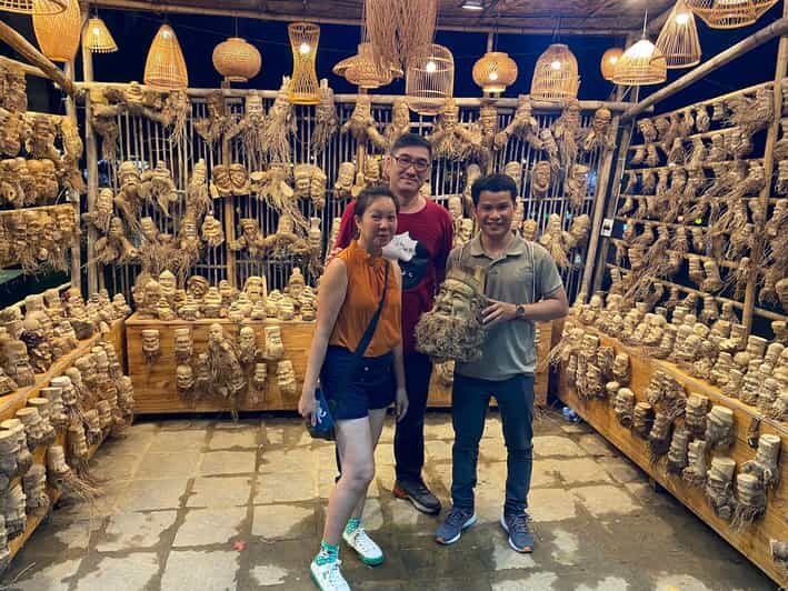 Hoian Old Town - Immersive Free Walking Tour - Traditional Art Performance Theatre: the 45 minutes that ground the whole trip