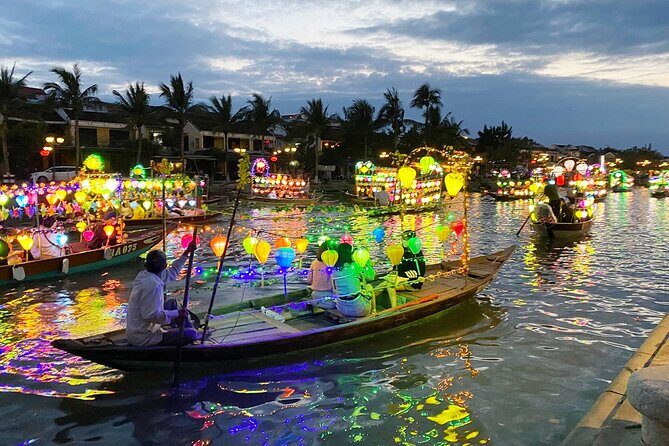 HoiAn Walking Tours Night market, Colourful Lanterns, Boat Ride - Hoi An after dusk: why this route works