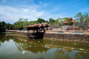 Hue city tour 1 day from Da Nang / Hoi An - Lap An Lagoon and the pearl village stop: rest with a sales vibe