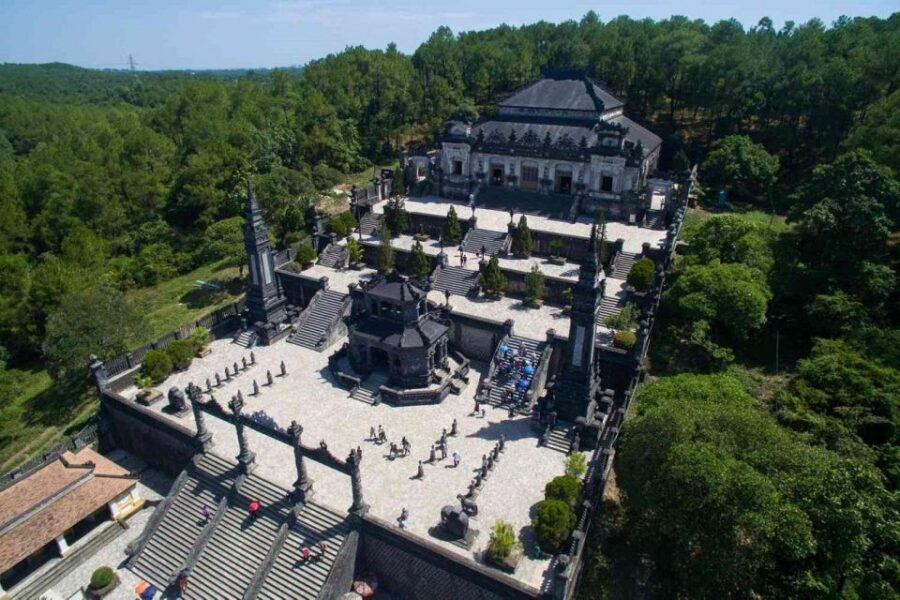Hue City Tour with Dragon Boat from Hue or Danang or Hoi An - Lunch with Hue’s famous bun bo hue