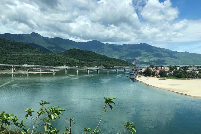 Hue City Trip From Hoi An or Da Nang By Private Tour - Khai Dinh Tomb: Western-influenced design and the 127-step reality check