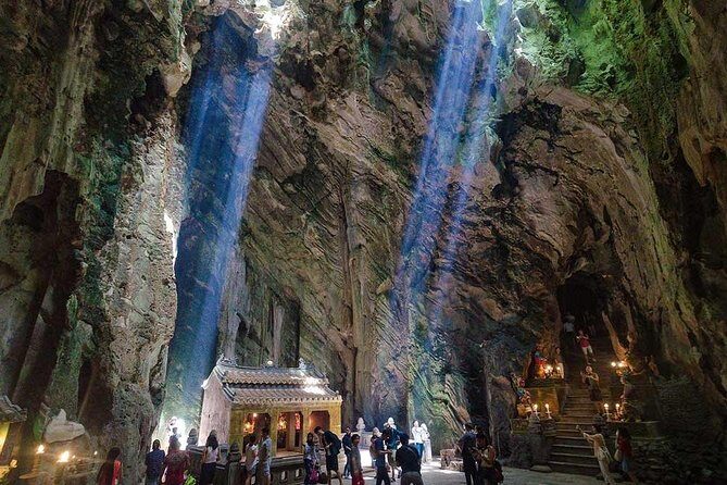 Marble mountain, Am Phu cave and Monkey mountains group tour - Guide Quality: What Makes the Explanations Work
