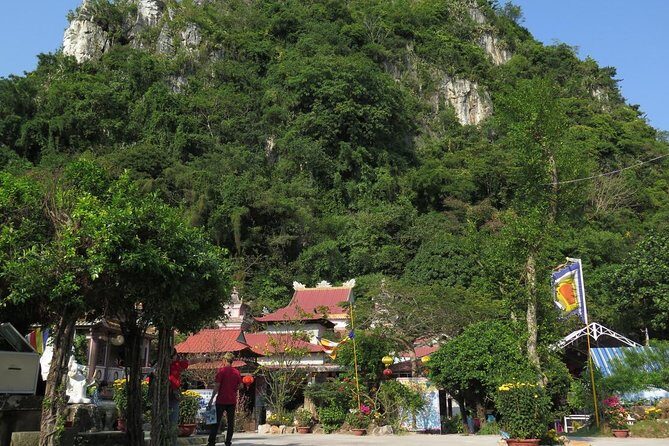 Marble Moutain and My Son sunset Tour - Lunch at a local home: why it’s more than just included food