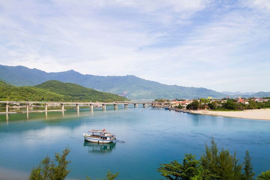 Private Car Hoi An to Hue Via Hai Van Pass, Lagoon & More - Hai Van Pass: Scenic Roads and War-Era Remnants at the Summit