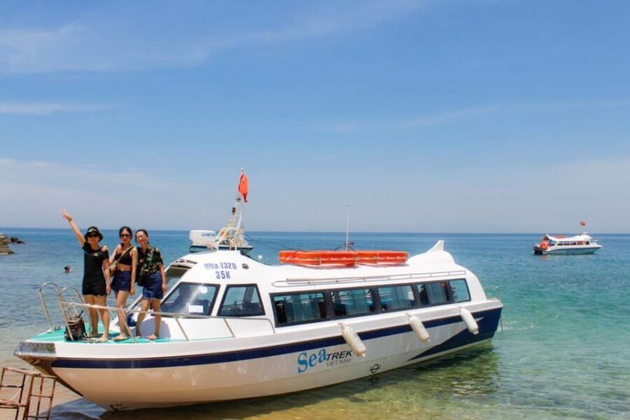 Snorkeling Cham Island: Snorkeling Tour by Speed Boat - Lunch at Cham Jungle Restaurant: the part people remember