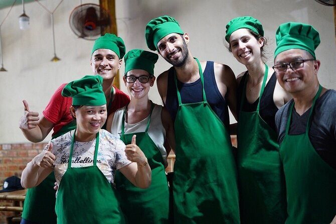 Vegetarian Cooking Class and Basket Boat Activity - Key things to love about this Hoi An vegetarian class and boat day